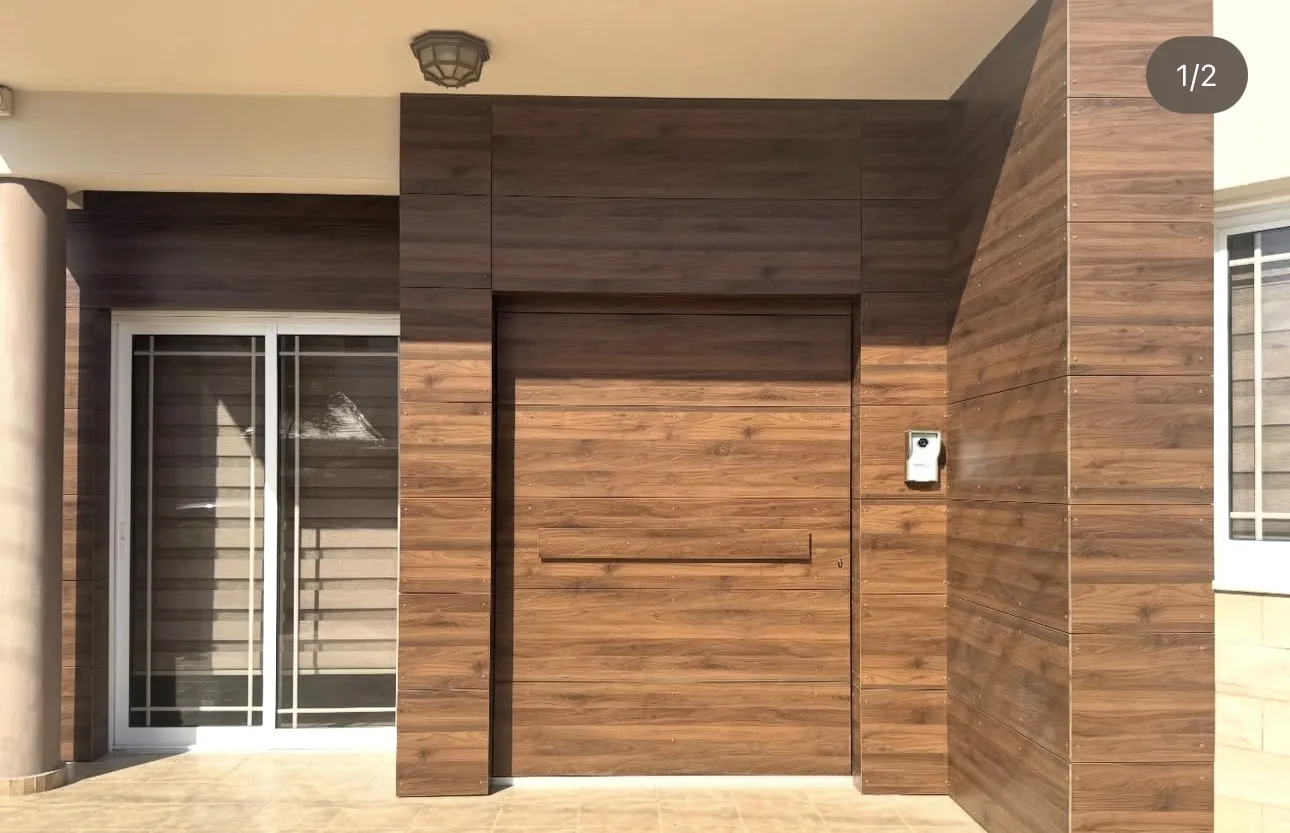 HPL entrance cladding in Livadia