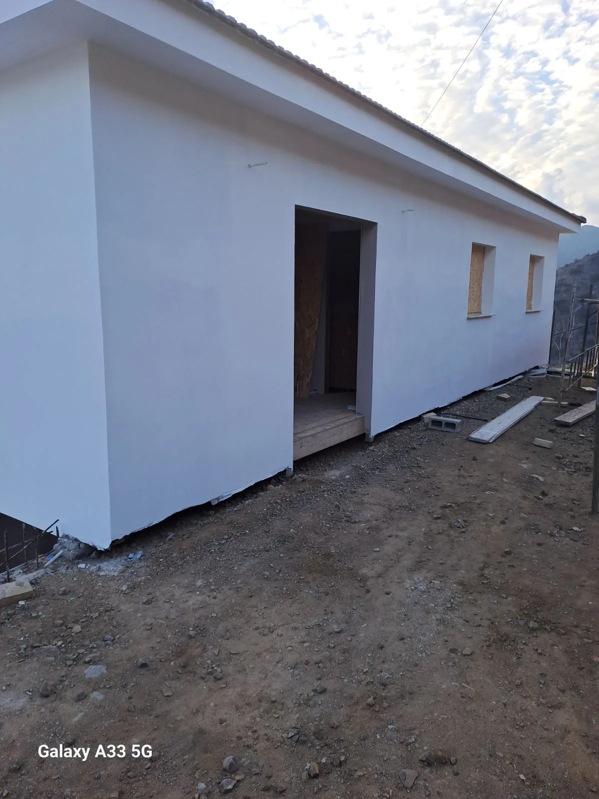 Thermal insulation exterior